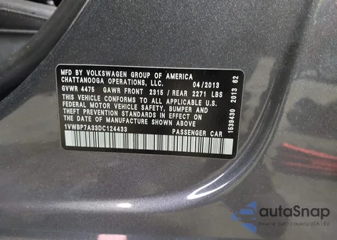 2013 Volkswagen Passat 2.5L Se z USA, uszkodzony, nr VIN 1VWBP7A33DC124433